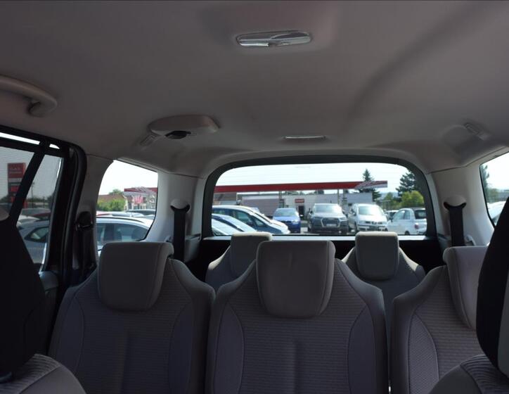 Citroën Grand C4 Picasso 29