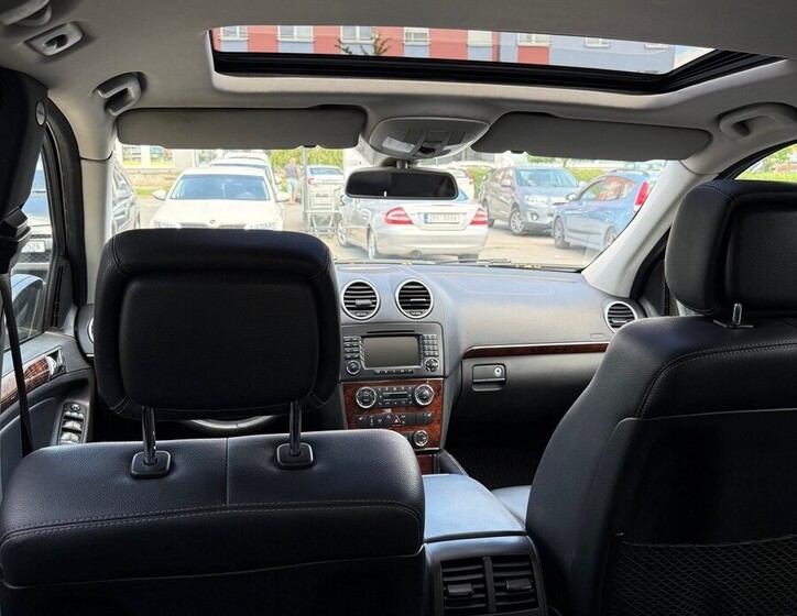 Mercedes-Benz GL 12