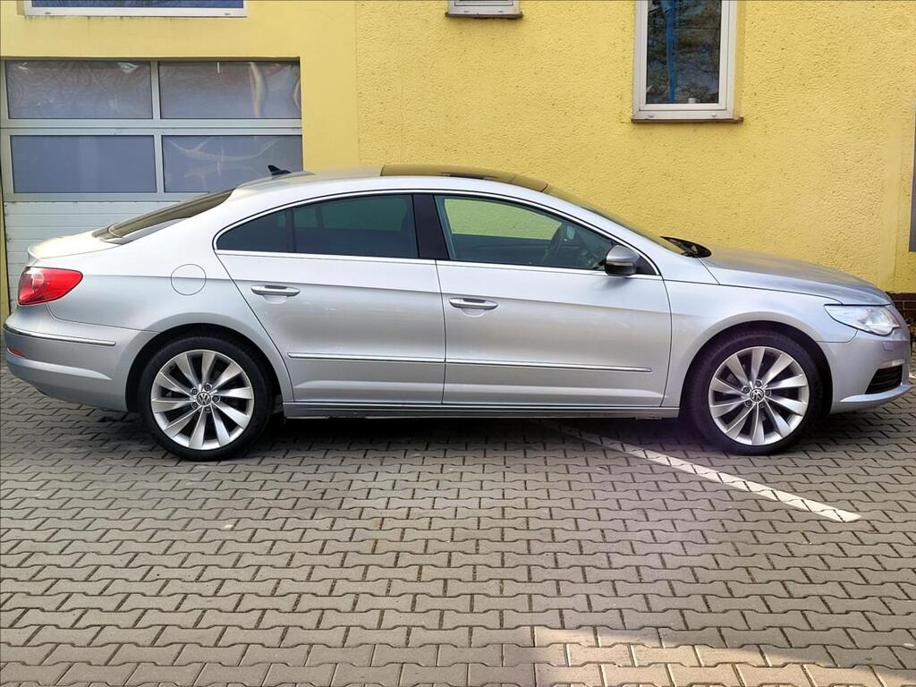 Volkswagen Passat CC 9