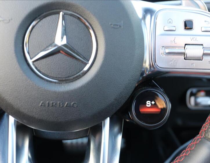 Mercedes-Benz GLB 31