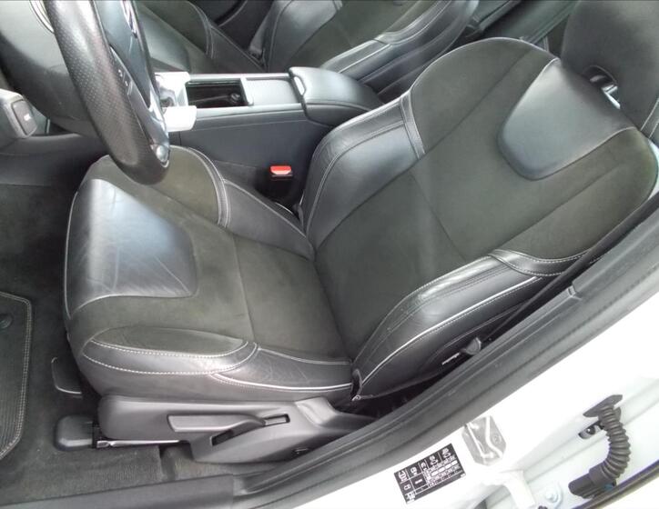 Volvo S60 19
