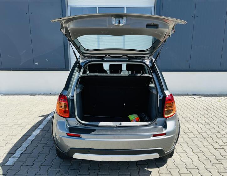 Suzuki SX4 7
