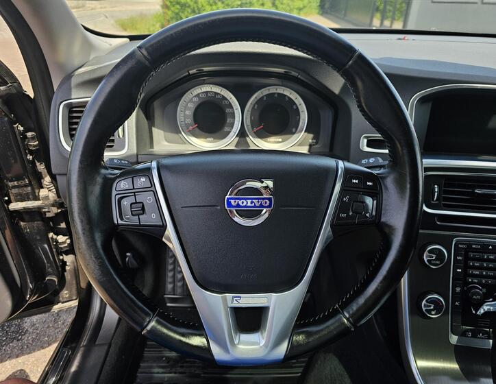 Volvo V60 17
