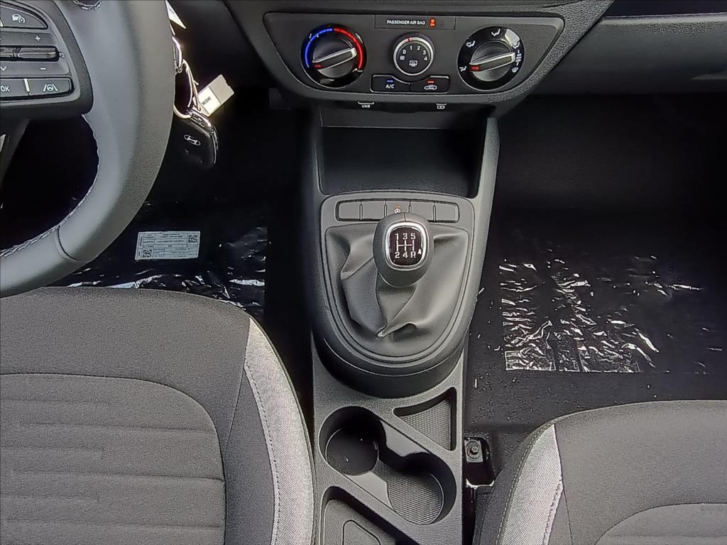 Hyundai i10 8