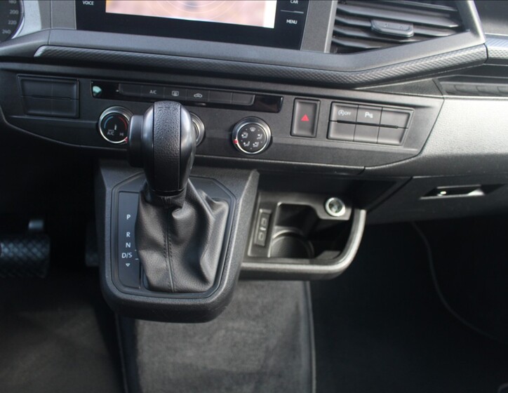 Volkswagen California 21