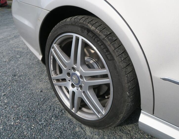 Mercedes-Benz Třídy E 33