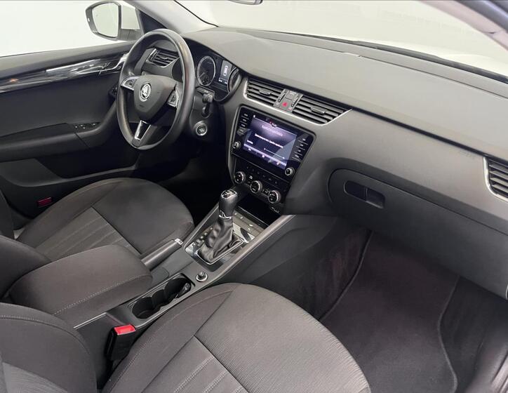 Škoda Octavia 13