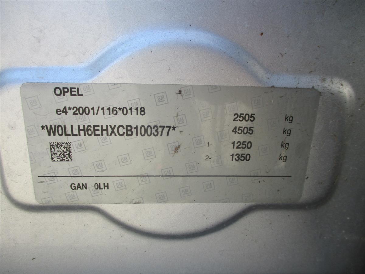 Opel Antara