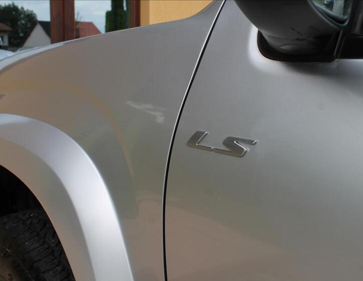 Isuzu D-Max 26