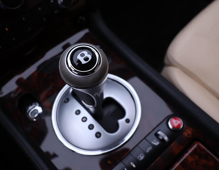 Bentley Flying Spur 32