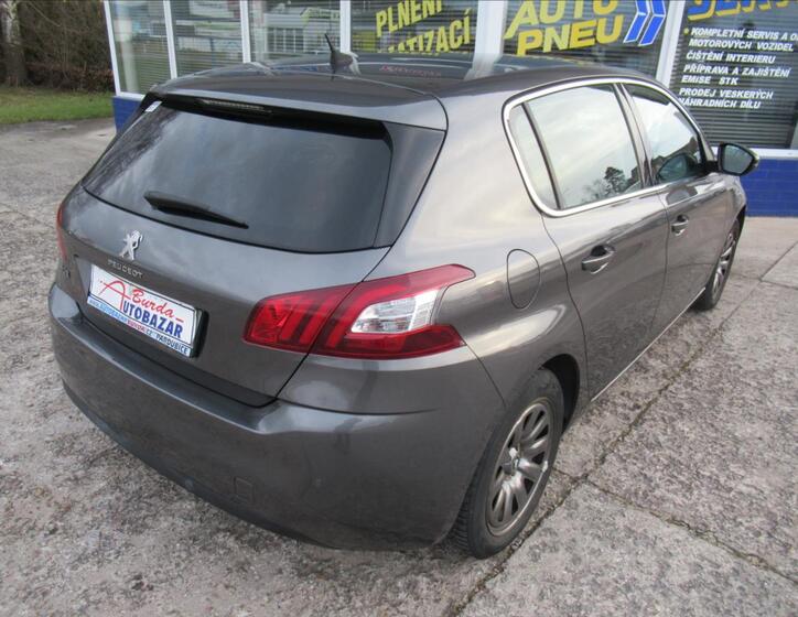 Peugeot 308 5
