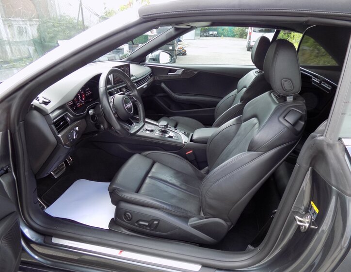 Audi S5 12