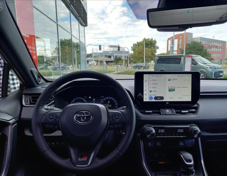 Toyota RAV4 12