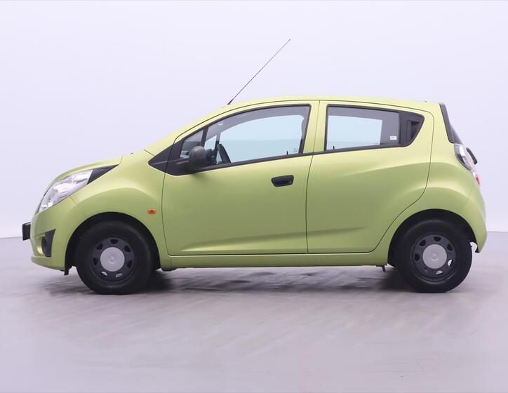 Chevrolet Spark 4