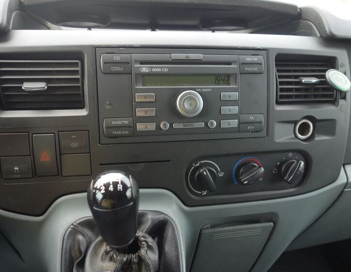 Ford Transit 17