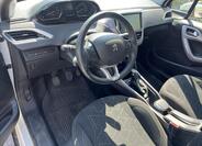 Peugeot 2008 9