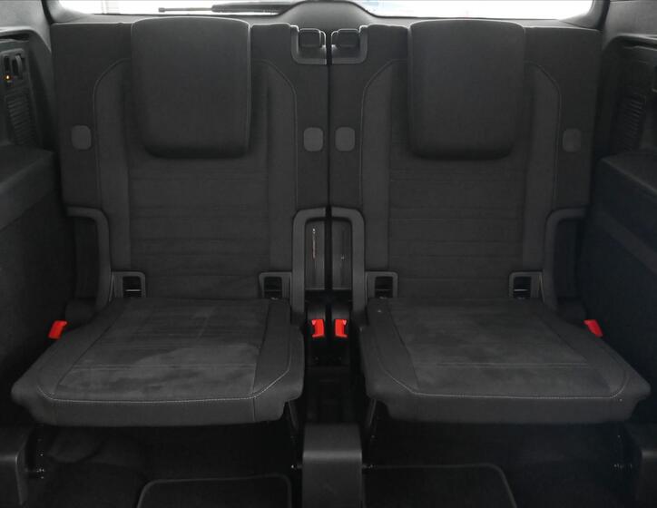 Volkswagen Touran 31