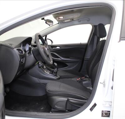 Opel Astra 6