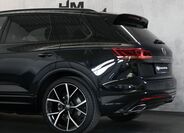 Volkswagen Touareg 7