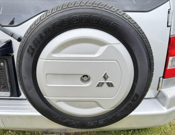 Mitsubishi Pajero Pinin 6