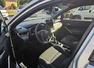 Toyota Corolla Cross 9