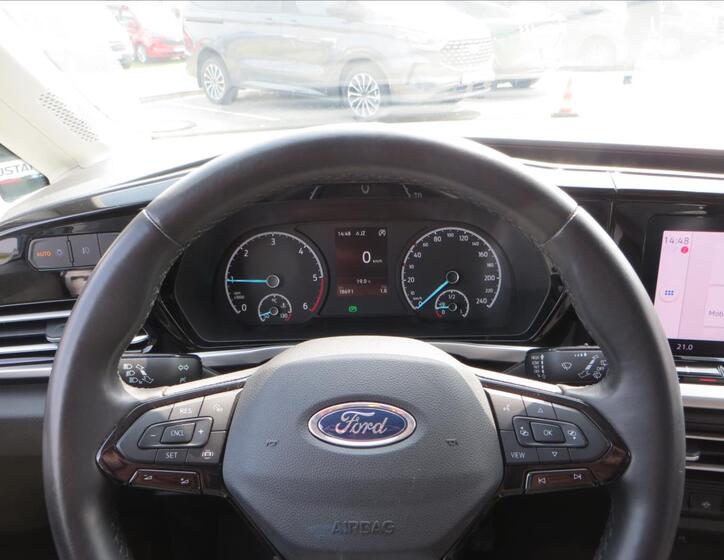 Ford Tourneo Connect 24