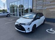 Toyota Yaris 1