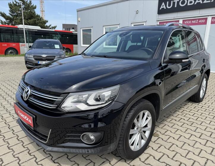 Volkswagen Tiguan 1