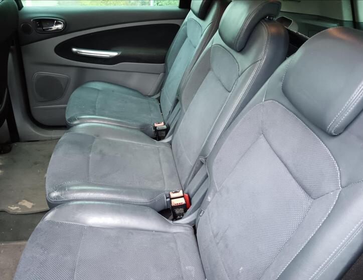 Ford S-MAX 19