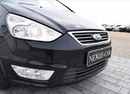 Ford Galaxy 13