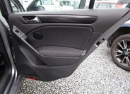 Volkswagen Golf 23