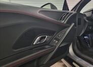 Audi R8 8