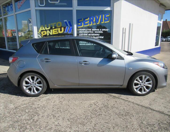 Mazda 3 7