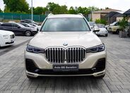 BMW X7 1