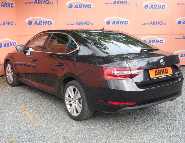 Škoda Superb 5