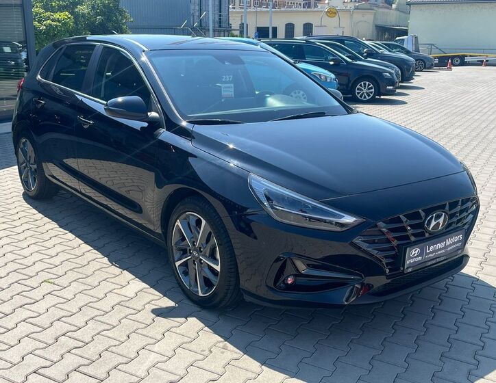 Hyundai i30 4