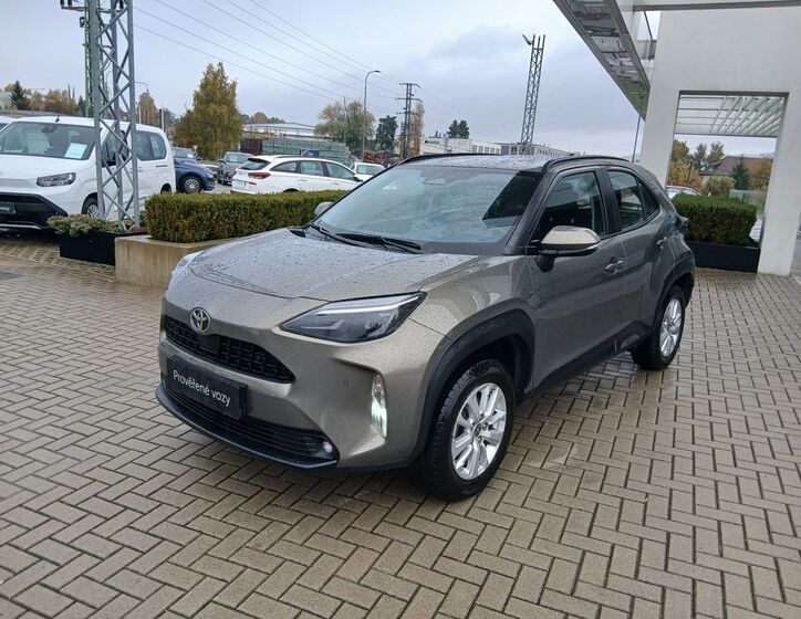 Toyota Yaris Cross 2