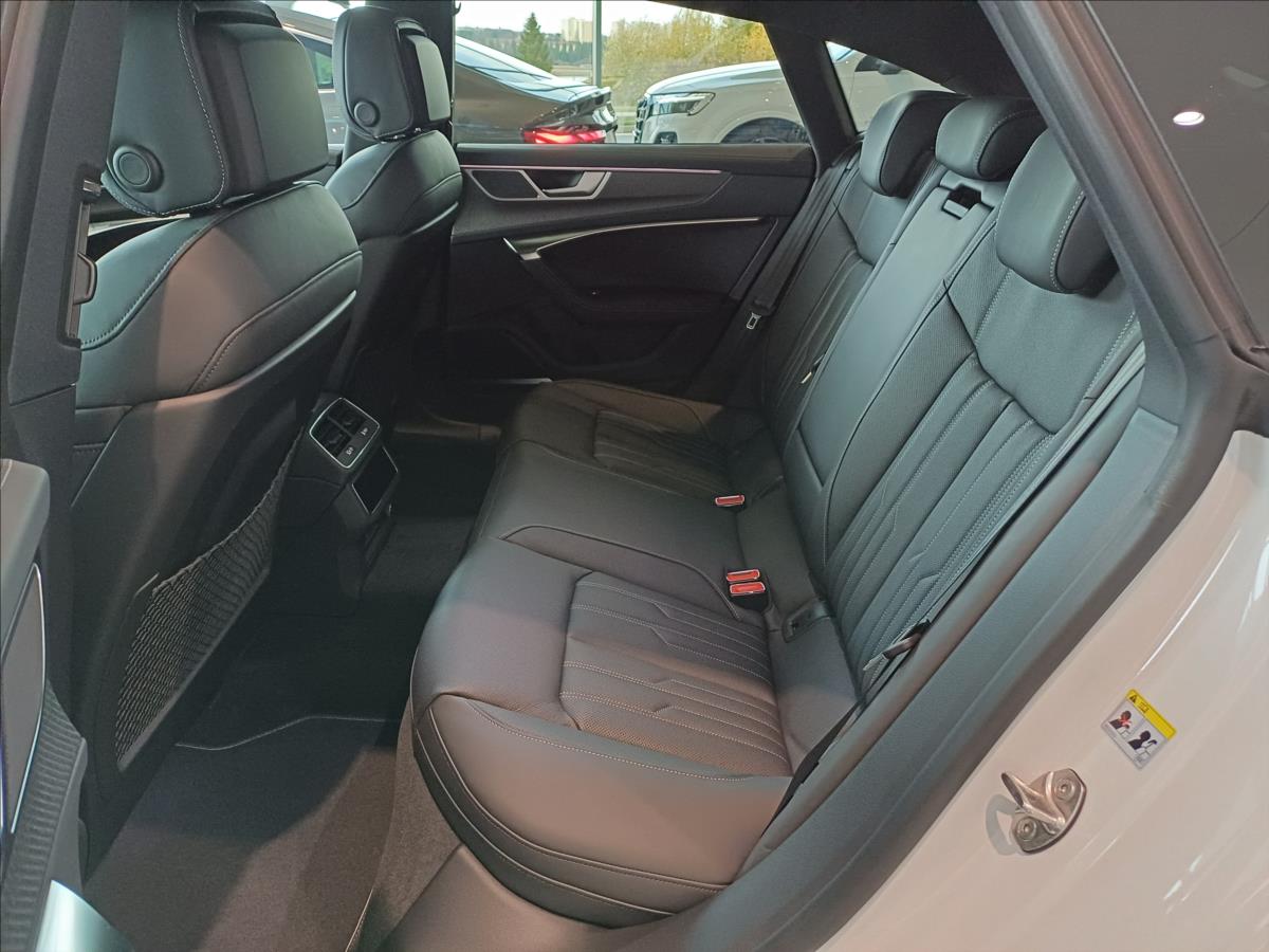 Audi S7