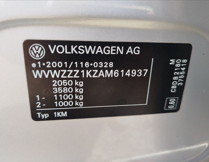 Volkswagen Golf 44