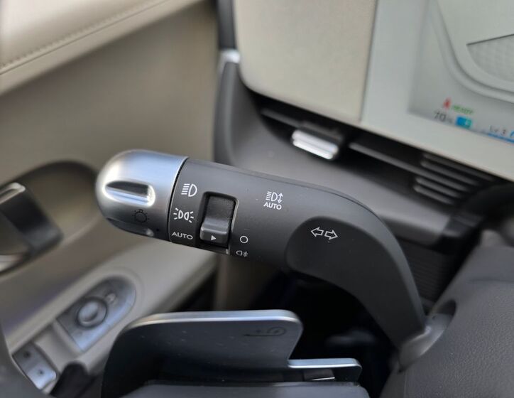 Hyundai IONIQ 19