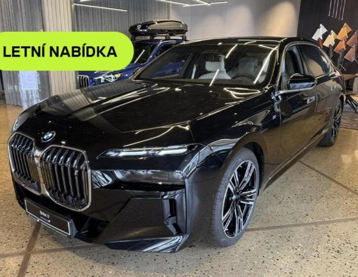 BMW i7 1