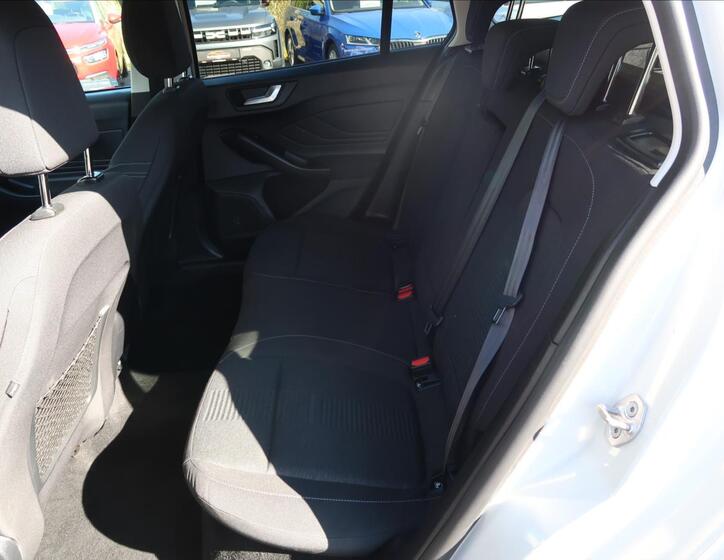 Ford Focus 19
