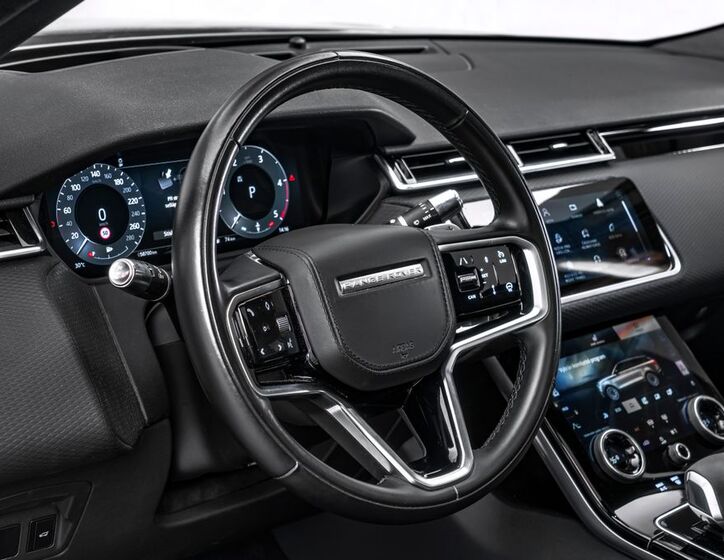 Land Rover Range Rover Velar 15