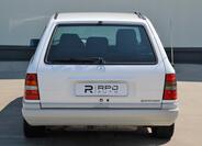 Mercedes-Benz 124 5
