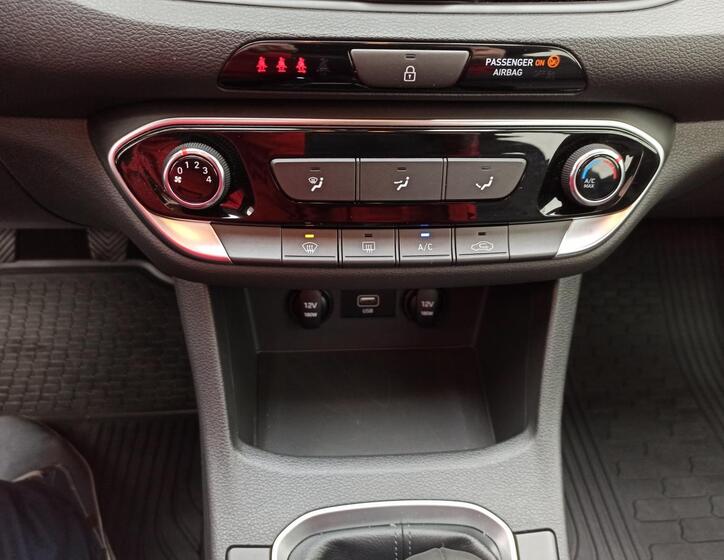 Hyundai i30 15