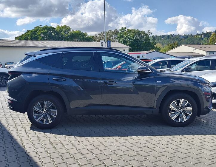 Hyundai Tucson 4