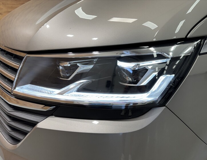 Volkswagen Multivan 6