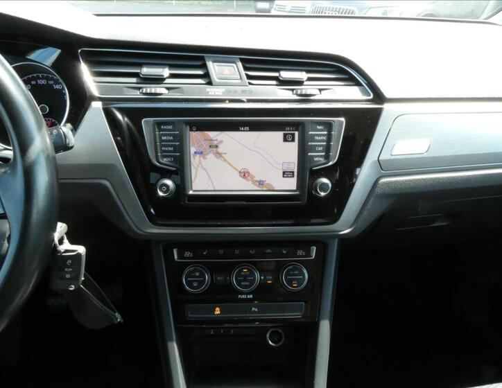 Volkswagen Touran 25