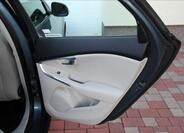 Volvo V40 21