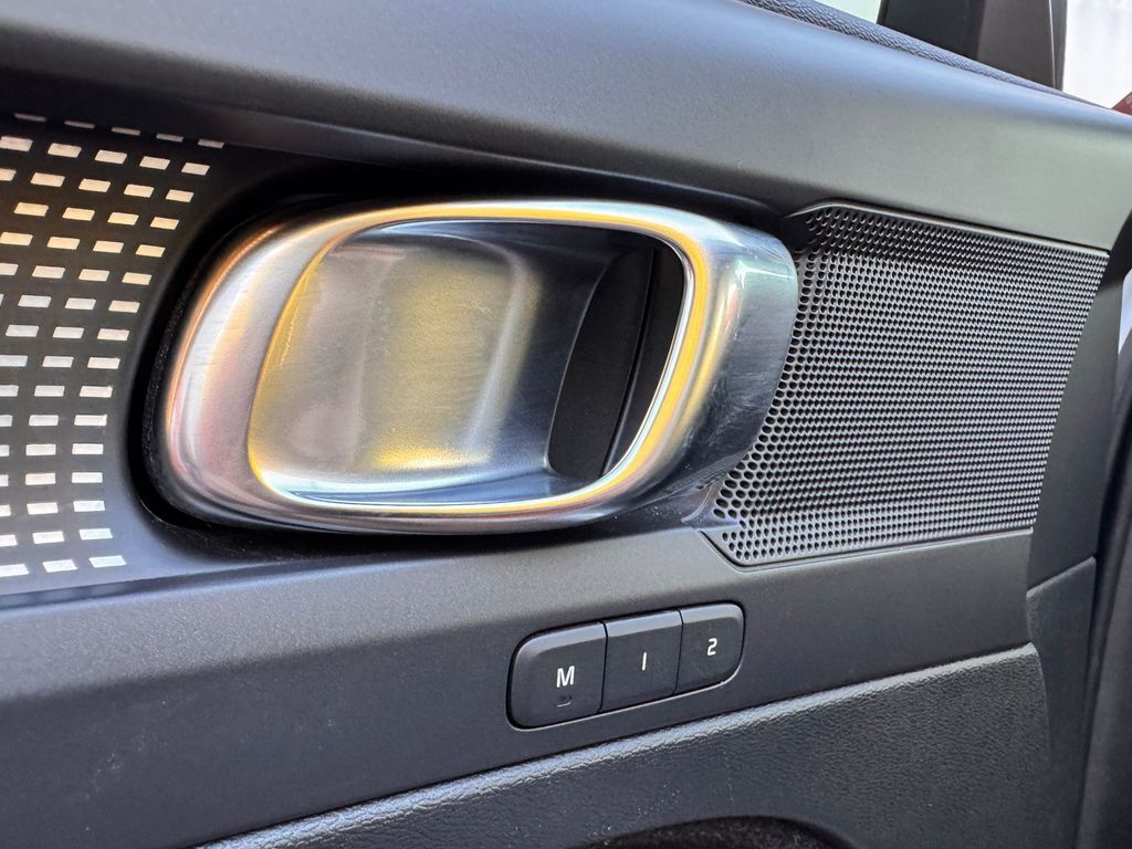 Volvo XC40 15